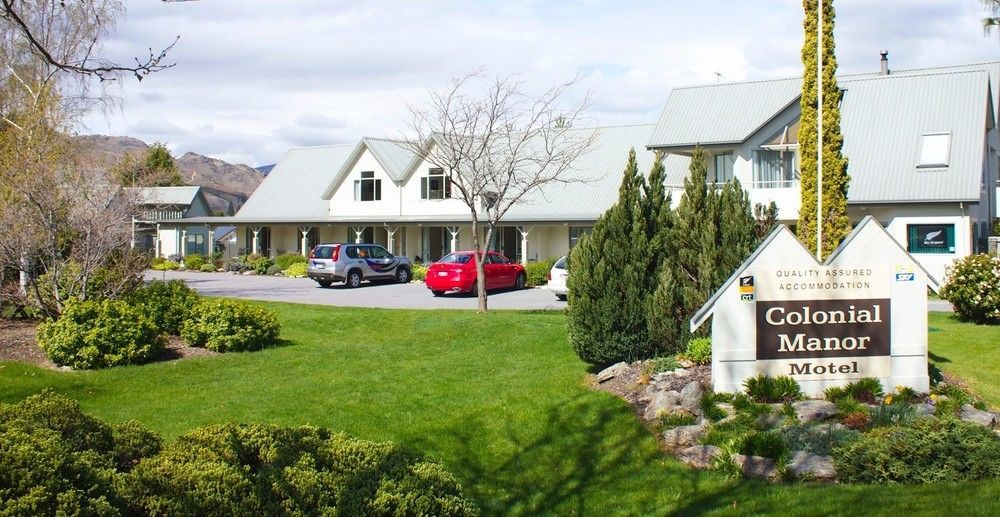 Colonial Manor Motel Кромуел Екстериор снимка